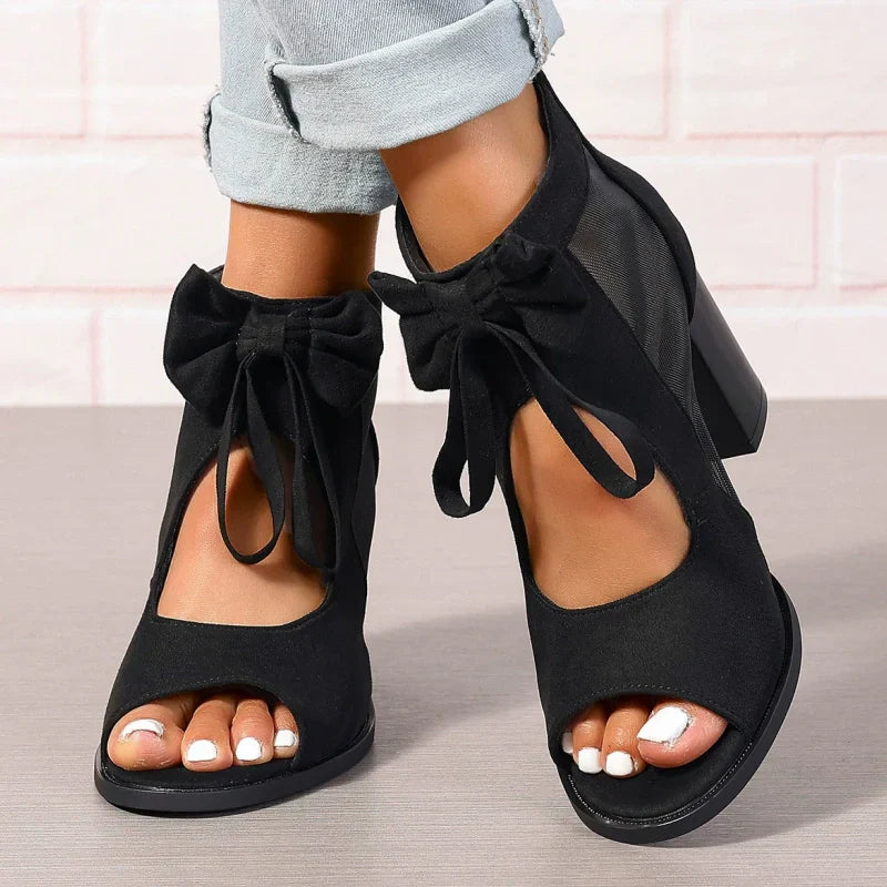 NALA - SANDALIAS CERRADAS CON LAZO