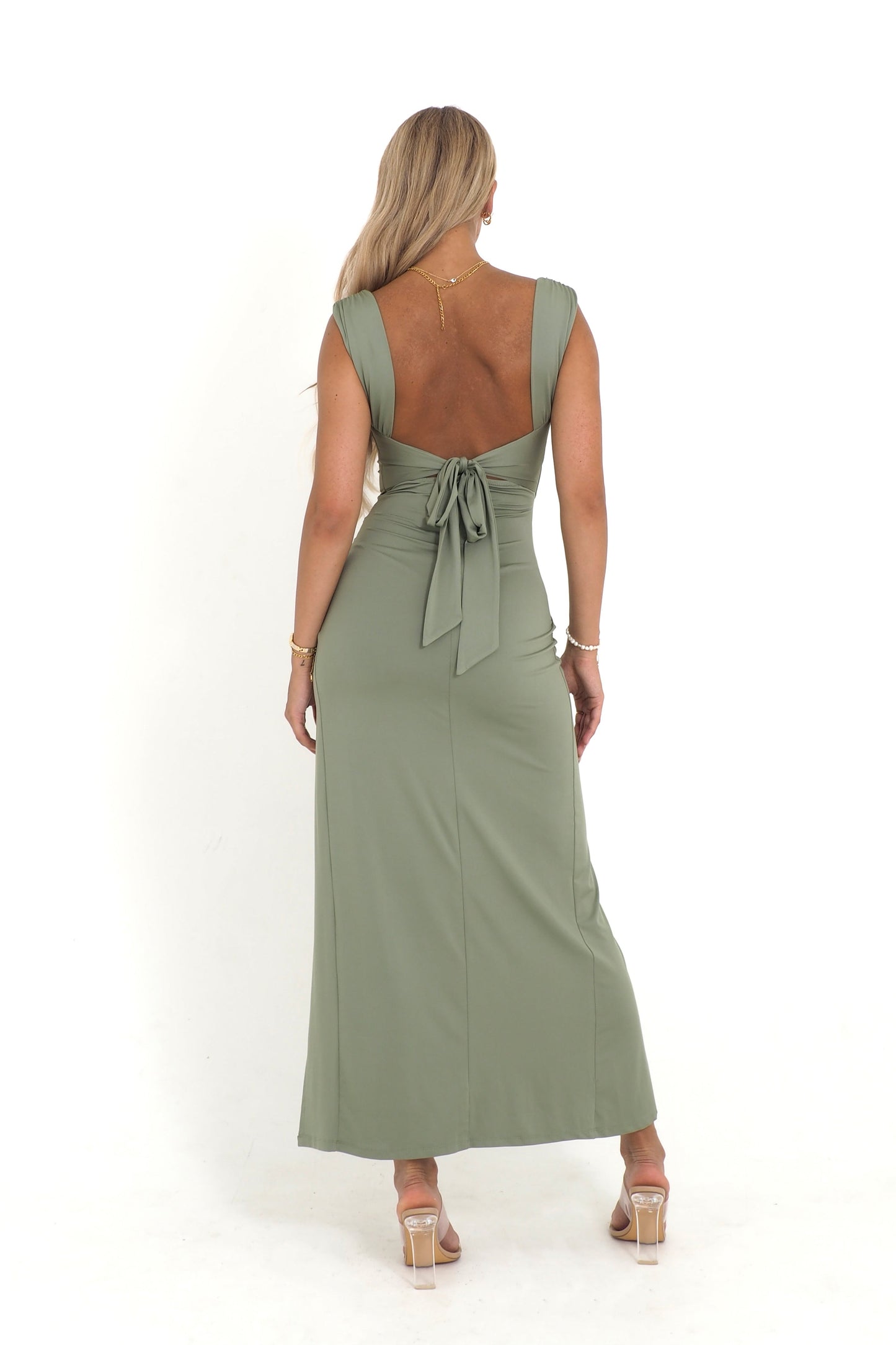 Claire™ | Vestido ajustado con abertura y fruncidos